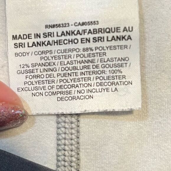 NIKE PRO HyperWarm 8 Bit Dri-Fit Black White Aztec Running Tights Women’s Size M - Picture 7 of 7